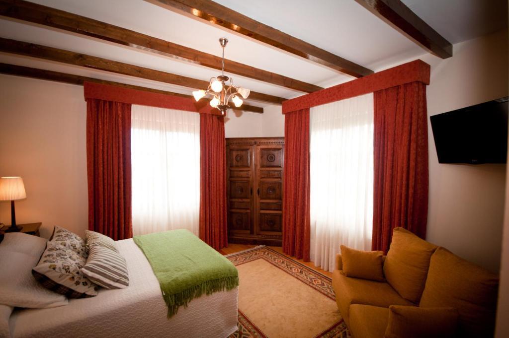 Hotel Villa Miramar Llanes Rom bilde