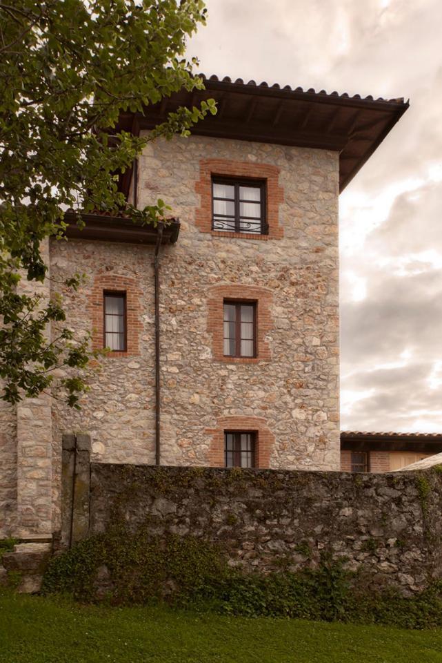 Hotel Villa Miramar Llanes Eksteriør bilde