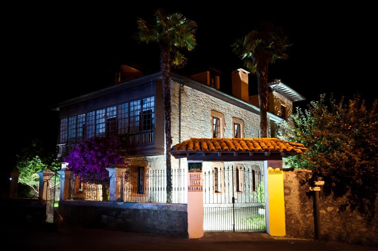 Hotel Villa Miramar Llanes Eksteriør bilde