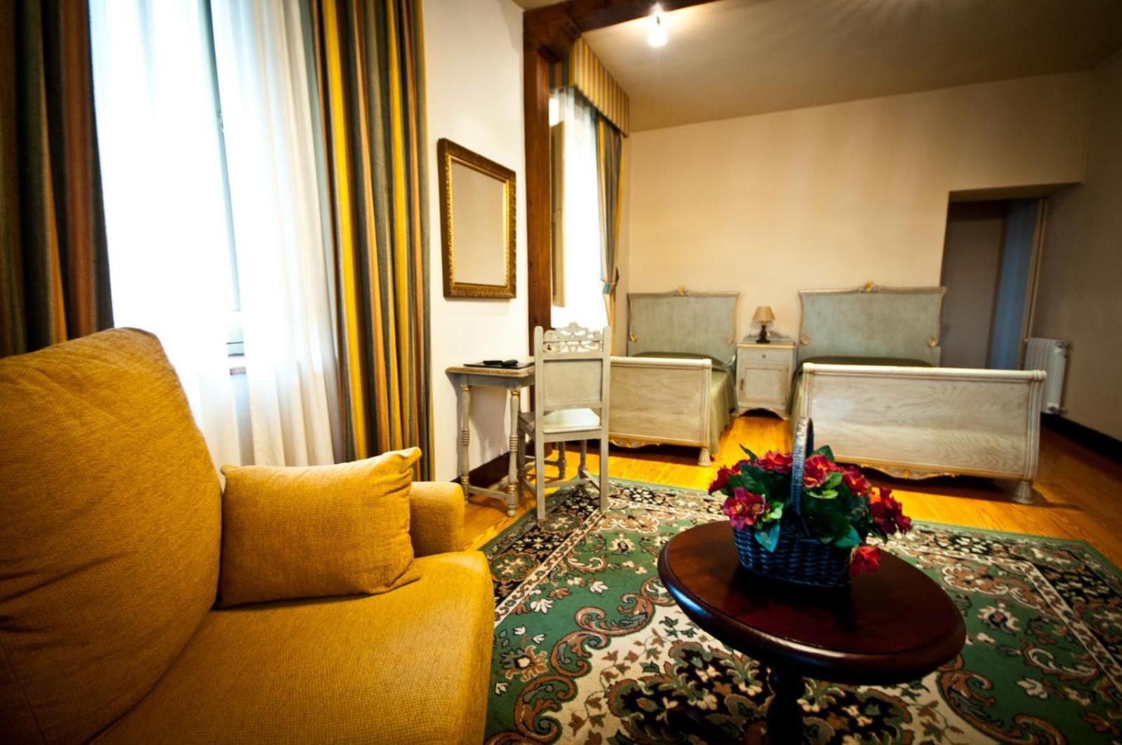 Hotel Villa Miramar Llanes Rom bilde