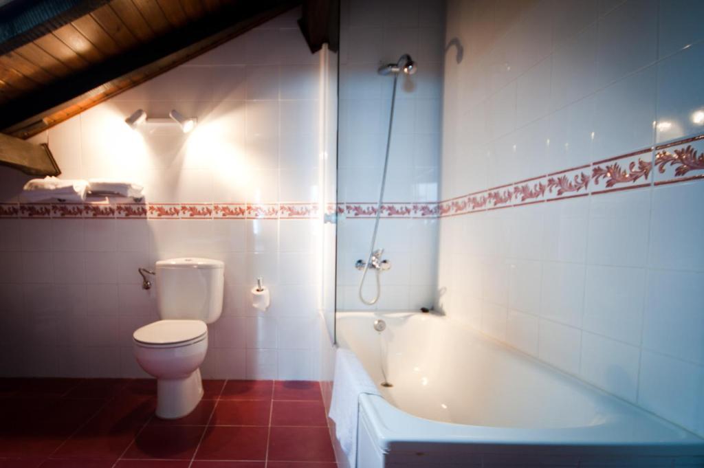 Hotel Villa Miramar Llanes Eksteriør bilde